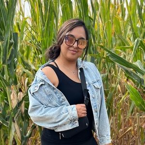 Meet your Posher, Marisol